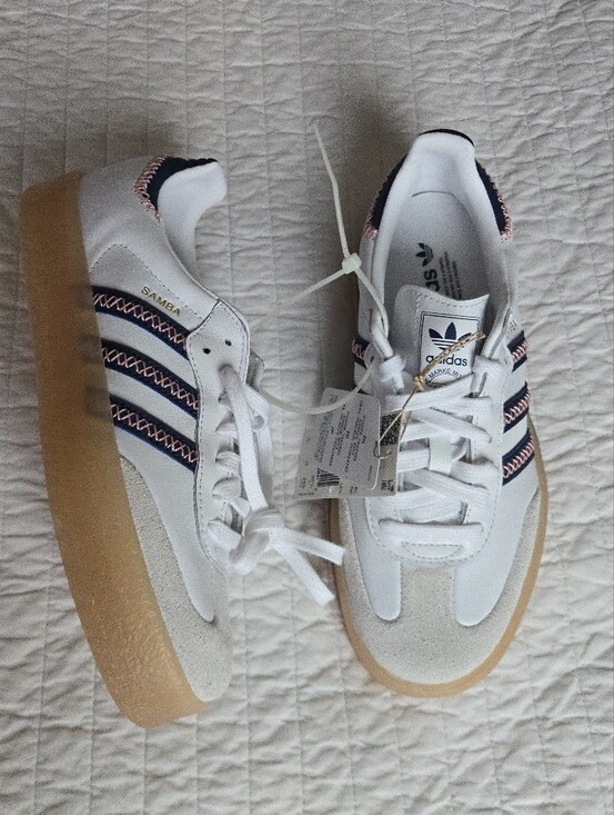 adidas Shoes - Adidas Samba Sambae Women 7.5 White Navy Bkue Stitch Leather Suede 0926